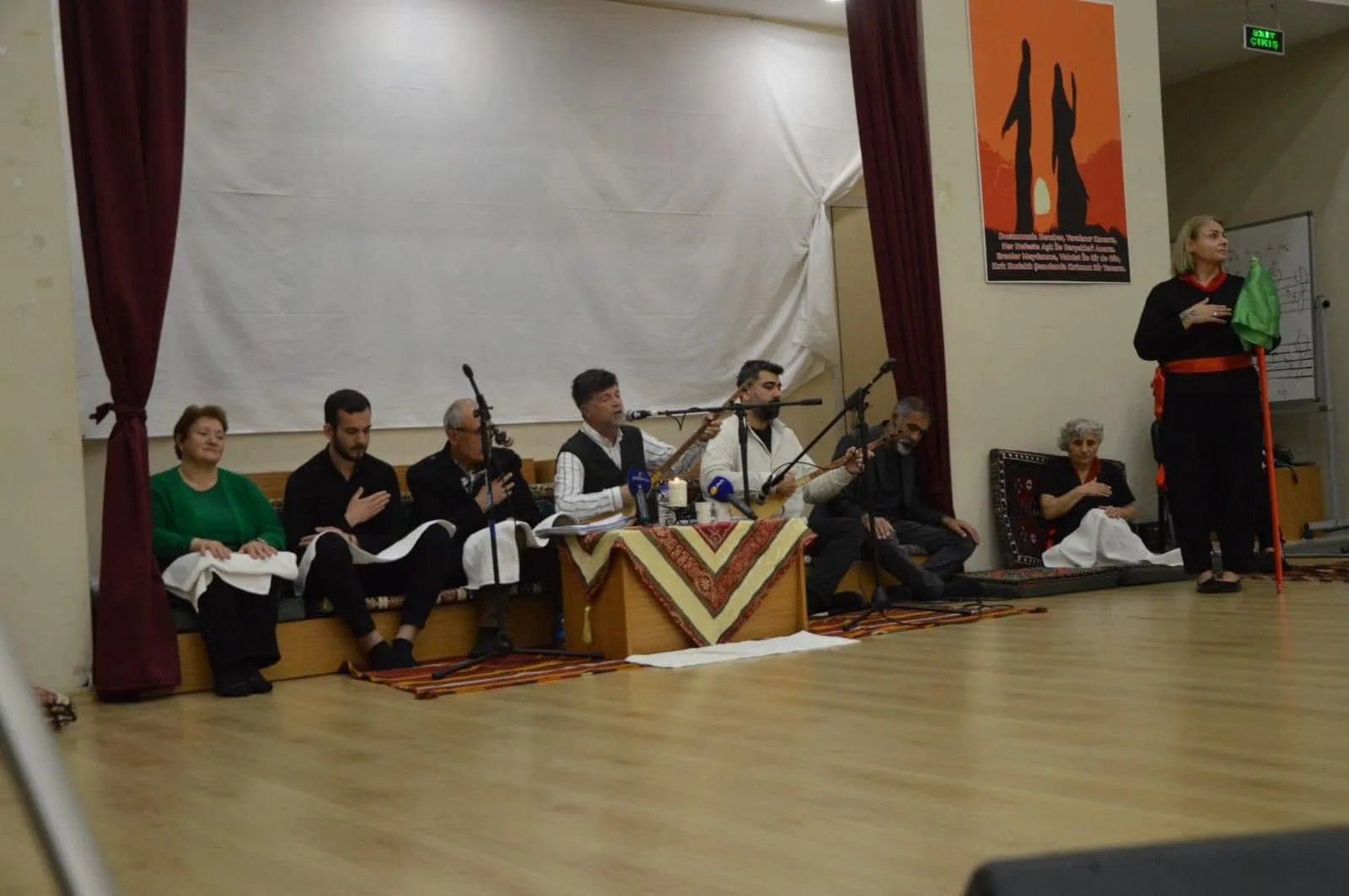 Beytek bi Sedan Salan