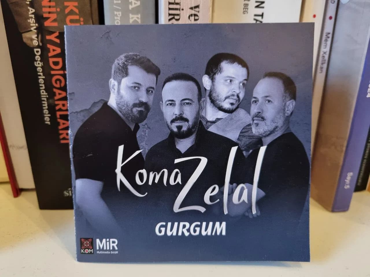 Albûma Koma Zelal: Gurgum